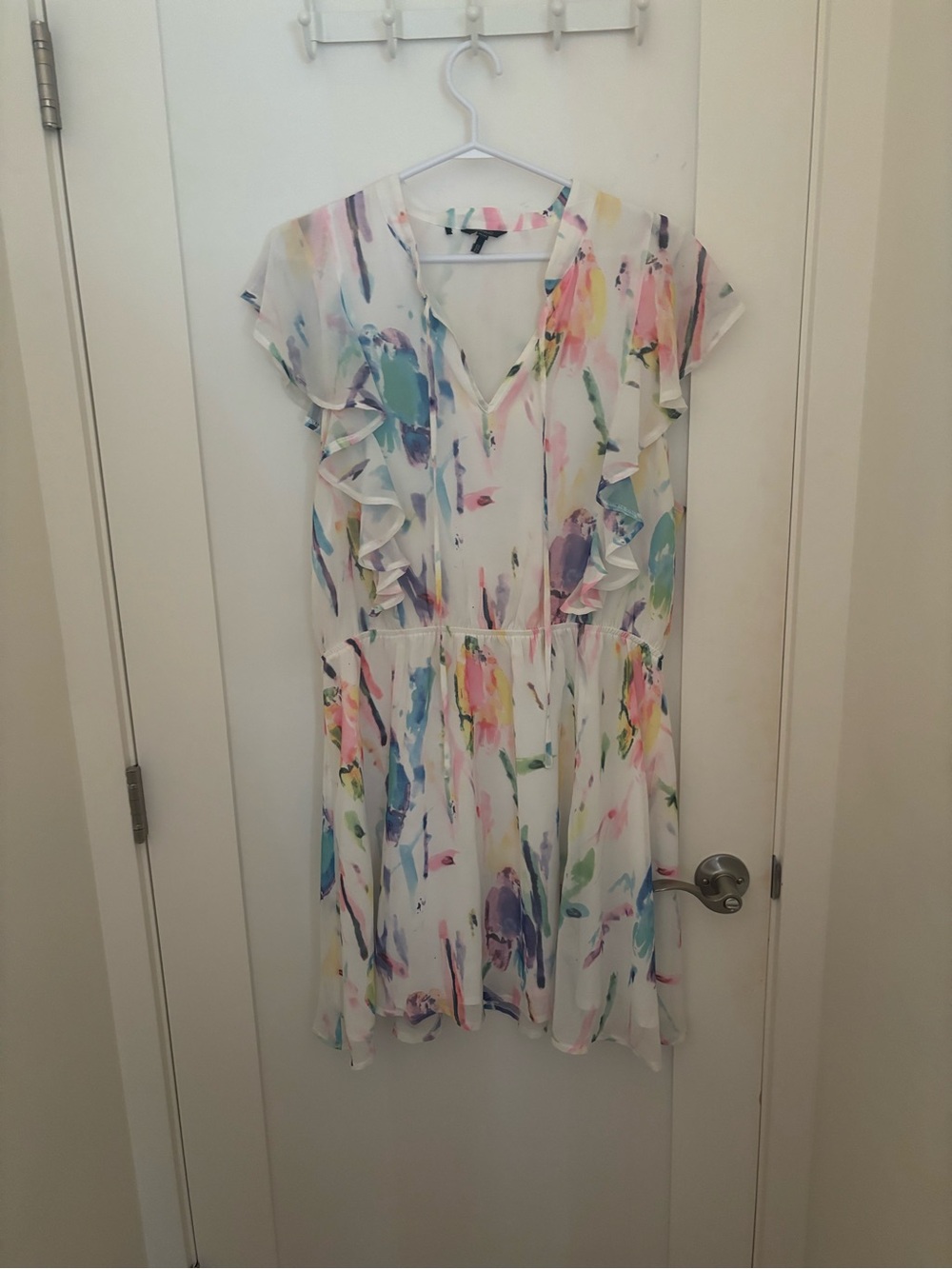 Buffalo David Bitton White Multicolor Watercolor Ruffle VโNeck Dress